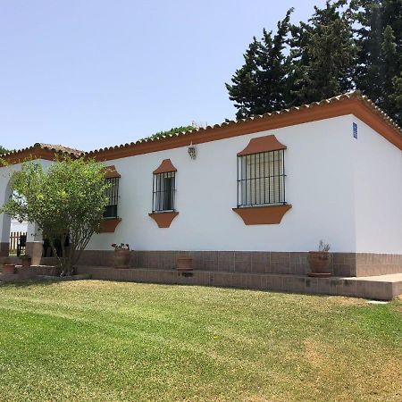Chalet Con Piscina, Amplio Jardin Y Aire Acondicionado Chiclana de la Frontera Εξωτερικό φωτογραφία