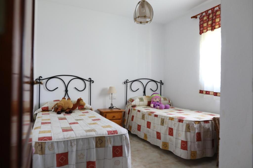 Chalet Con Piscina, Amplio Jardin Y Aire Acondicionado Chiclana de la Frontera Εξωτερικό φωτογραφία