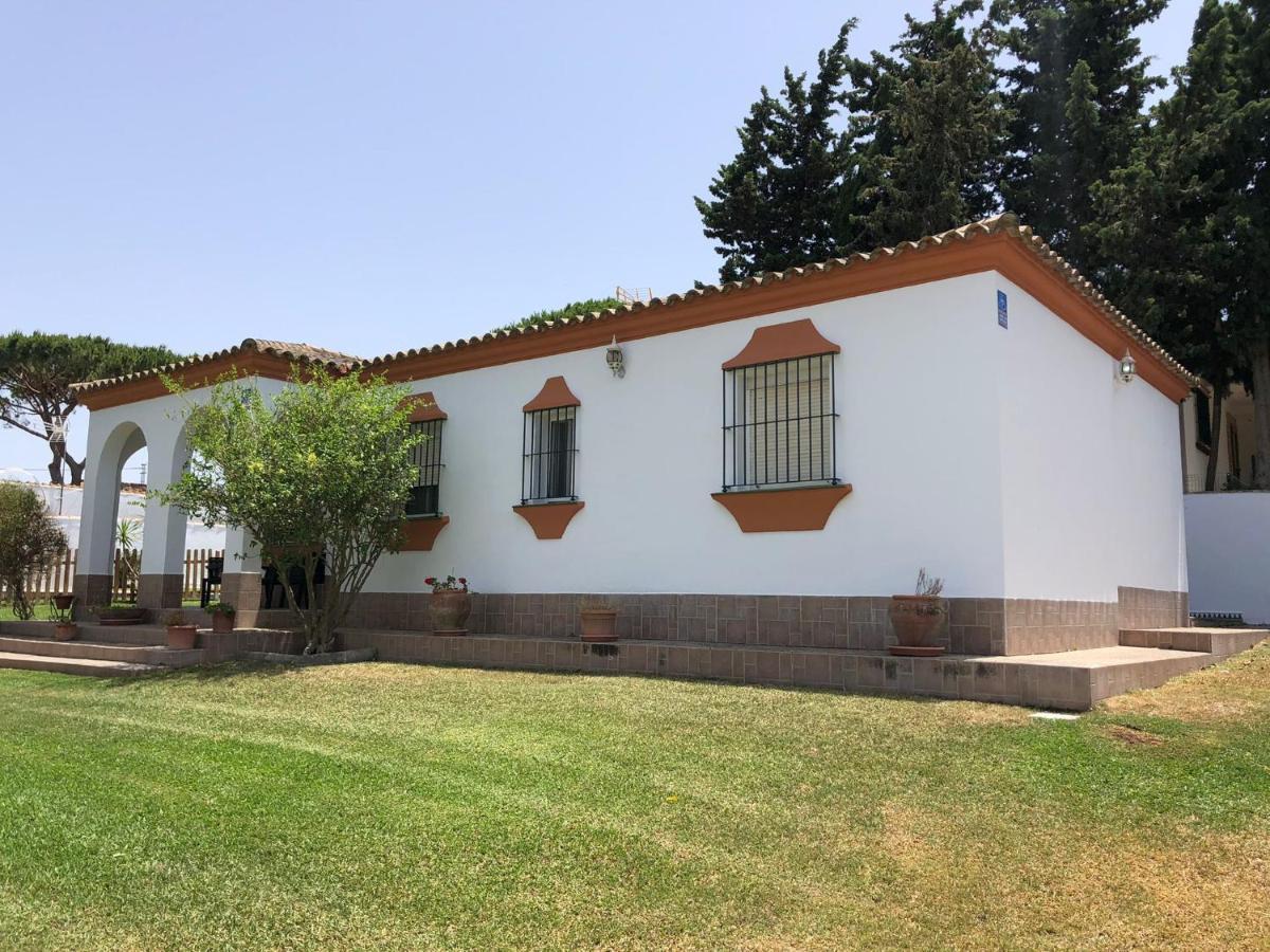 Chalet Con Piscina, Amplio Jardin Y Aire Acondicionado Chiclana de la Frontera Εξωτερικό φωτογραφία